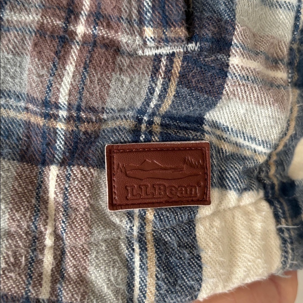 L.L. BEAN Women's Scotch Plaid Flannel Shirt,  Zip Hoodie, Small Relaxed Fit - Picture 10 of 11